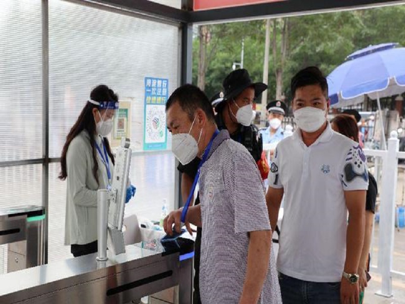 路可路美-电子哨兵-疫情防控数字电子哨兵-健康码核验终端-核酸查验-14日行程风险查询终端-人脸识别闸机-人脸识别一体机-健康码测温闸机.jpg 路可路美-电子哨兵-疫情防控数字电子哨兵-健康码核验终端-核酸查验-14日行程风险查询终端-人脸识别闸机-人脸识别一体机-健康码测温闸机.jpg